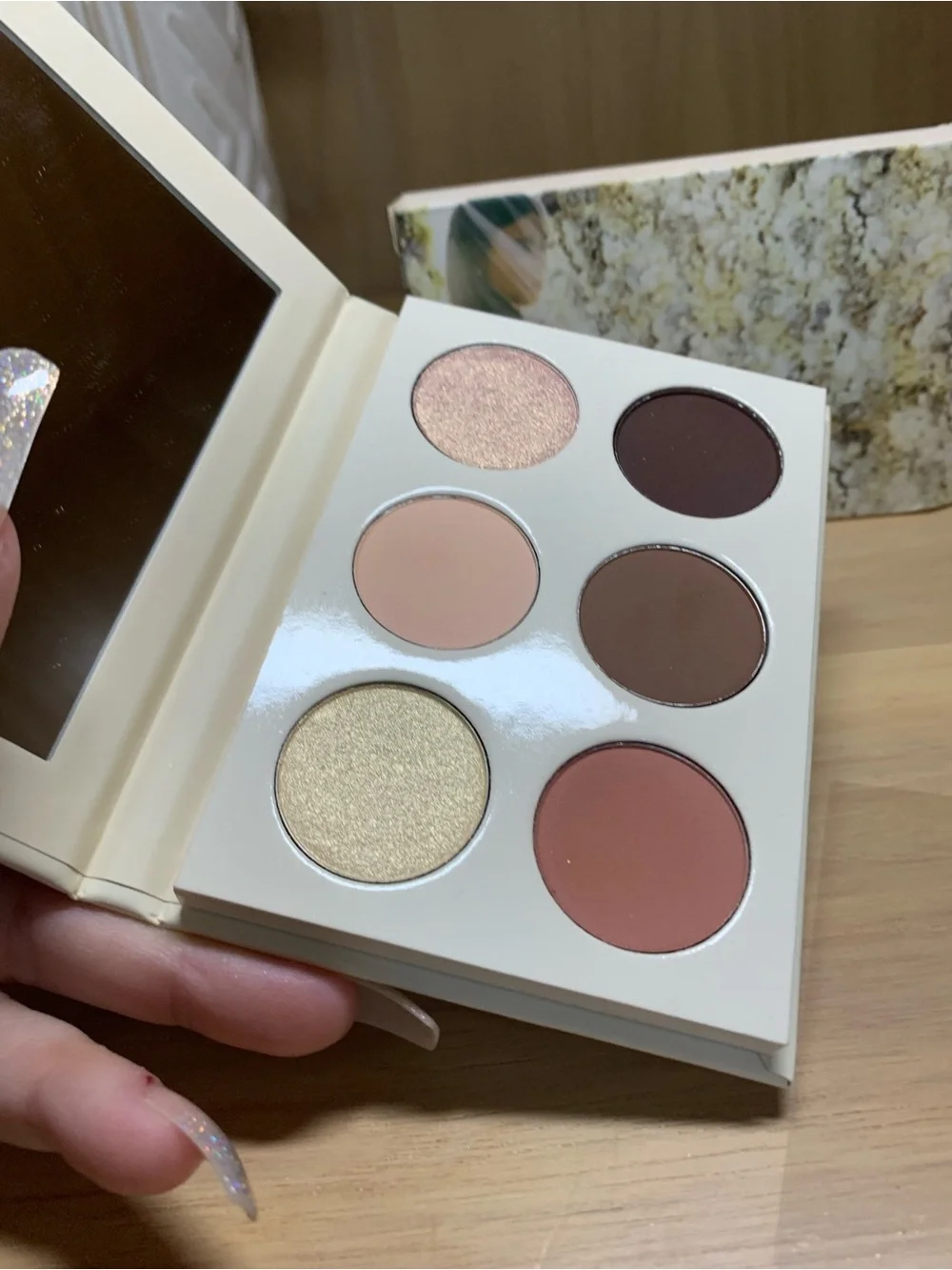 KKW Beauty Mrs. West Eyeshadow Palette - Limited Edition